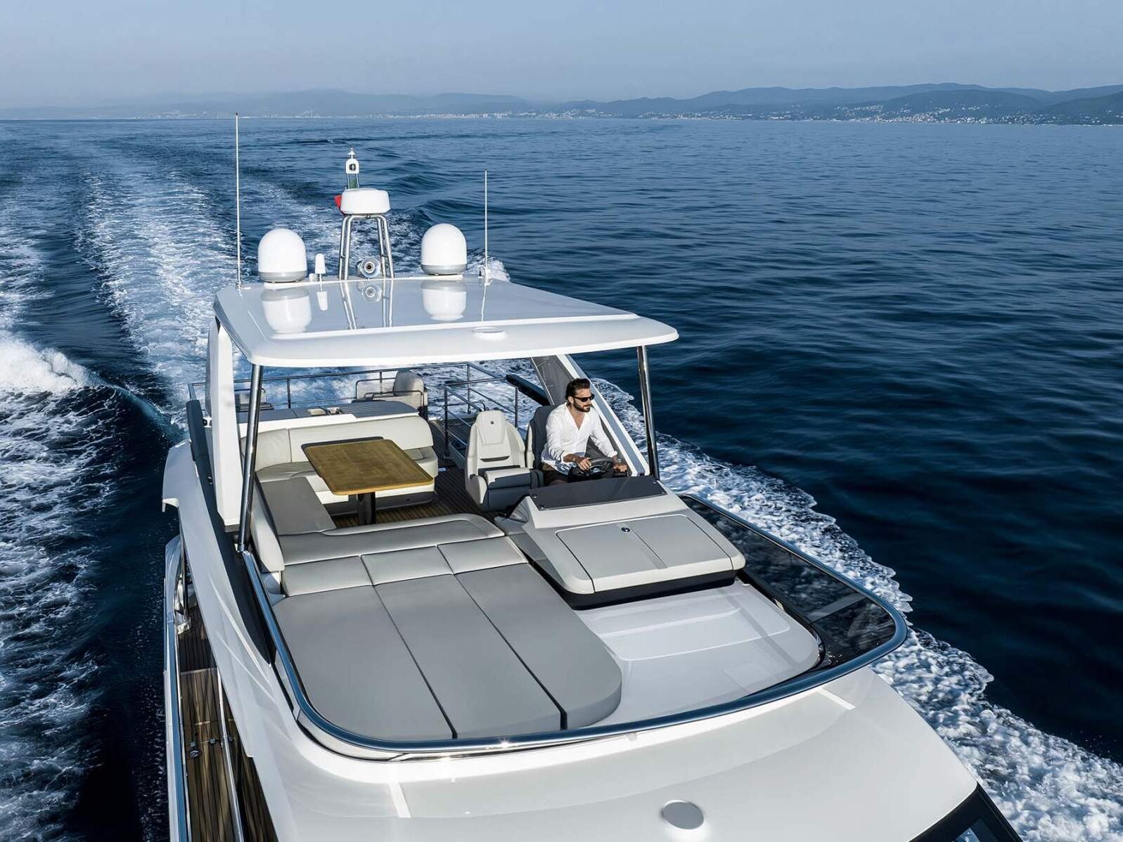 Absolute 52 Fly 0 03