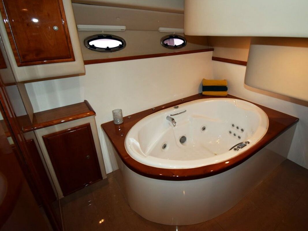 Kingfisher 56 Royale 0 16