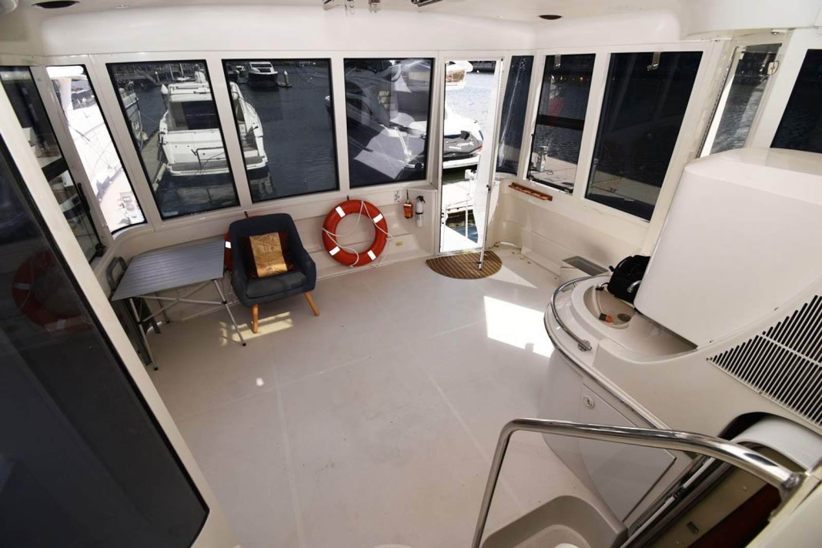 Carver 564 Motor Yacht 2003 22