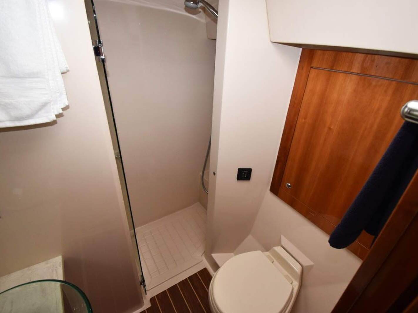 Riviera 5000 Sport Yacht 0 21