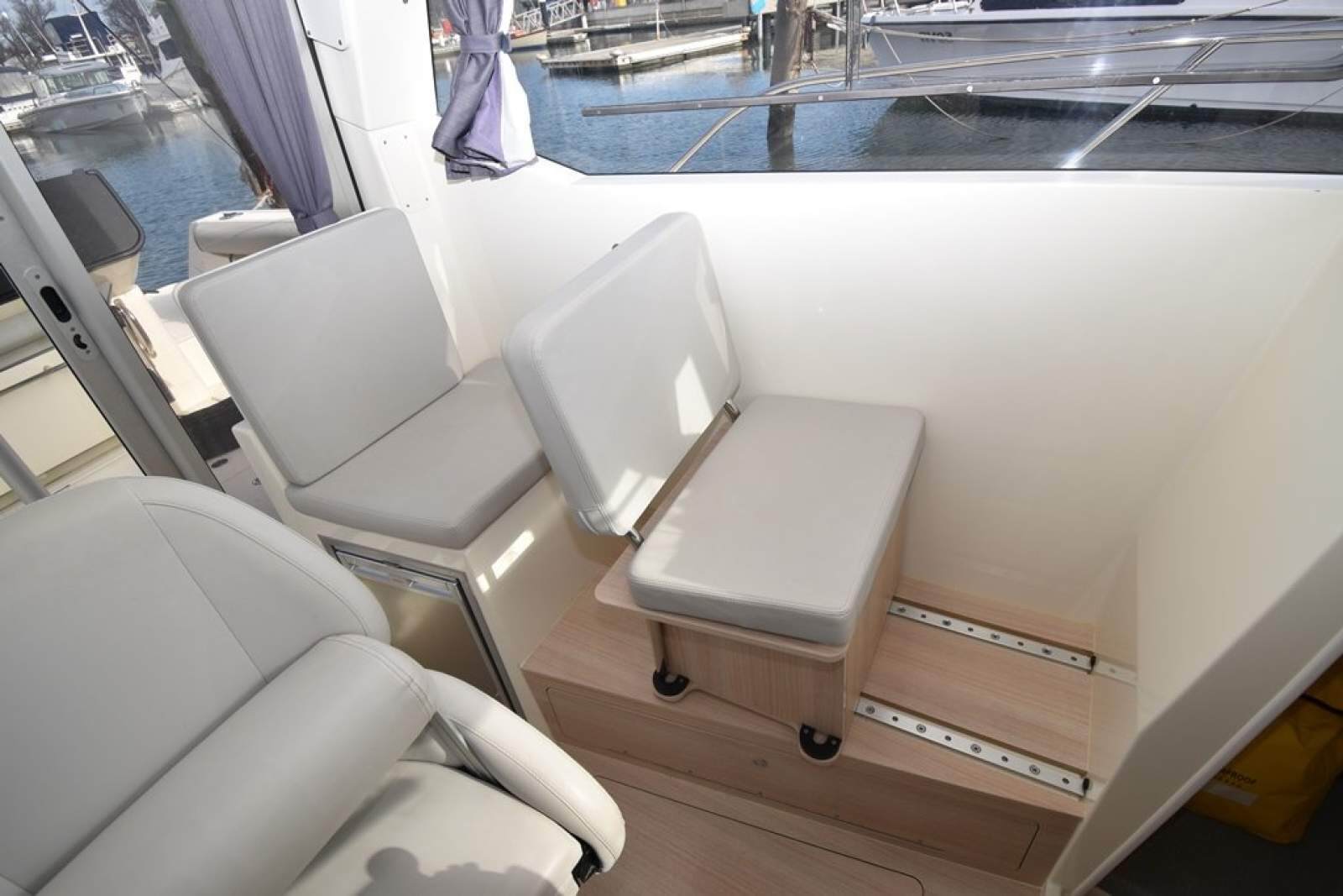 Arvor 805 Sportsfish 0 09