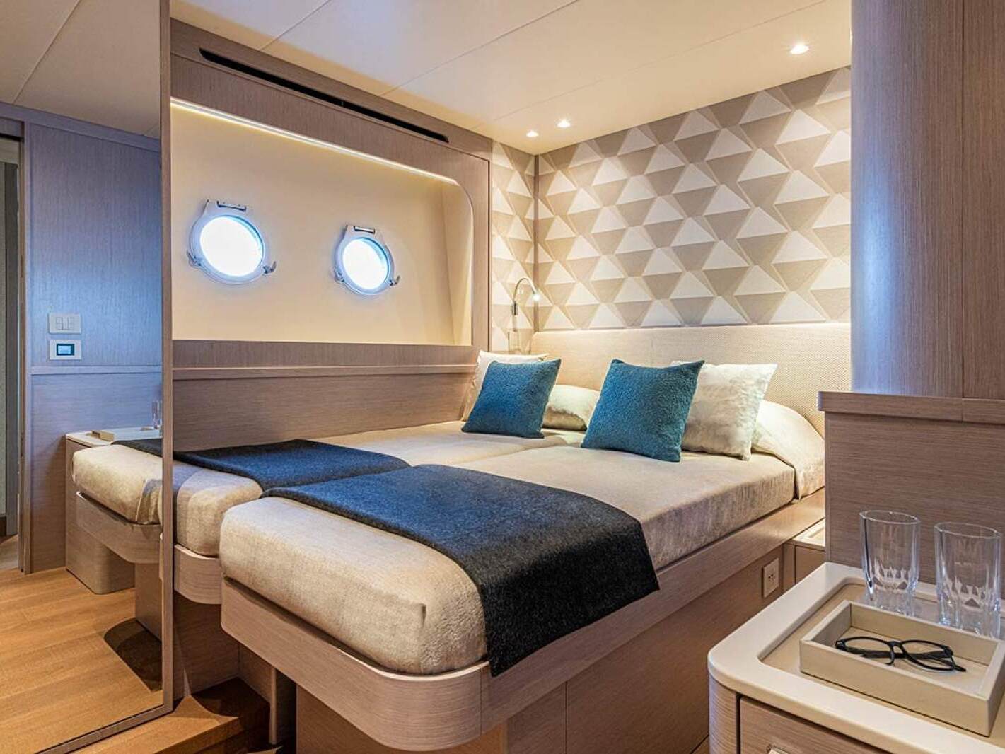 Absolute Navetta 70 2026 35