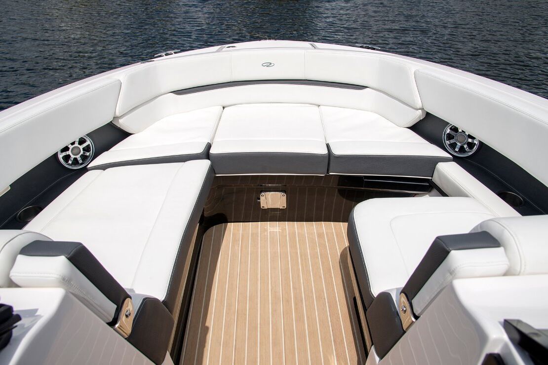 Regal 2800 Bowrider 0 11