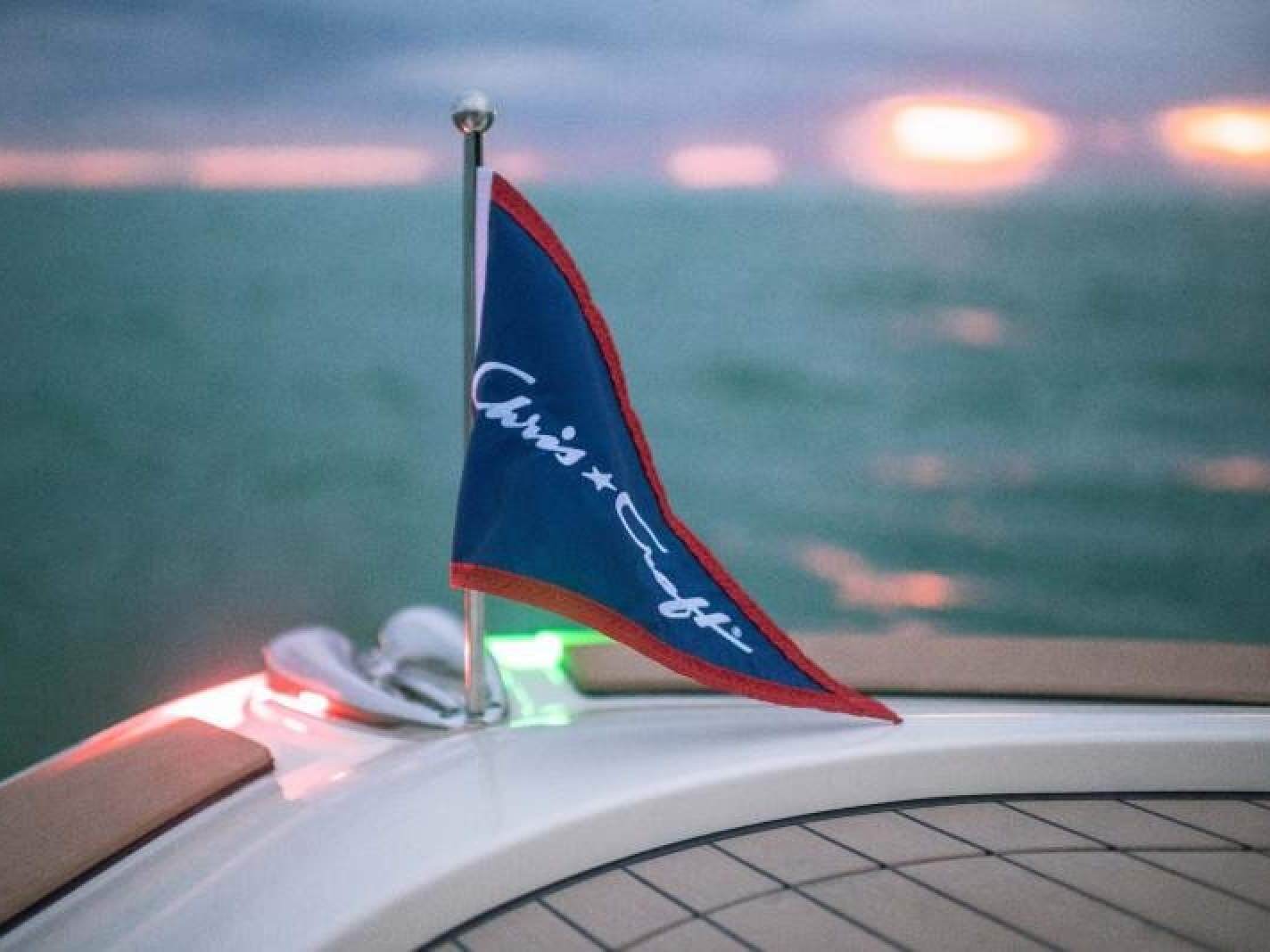 Chris Craft Calypso 32 0 49