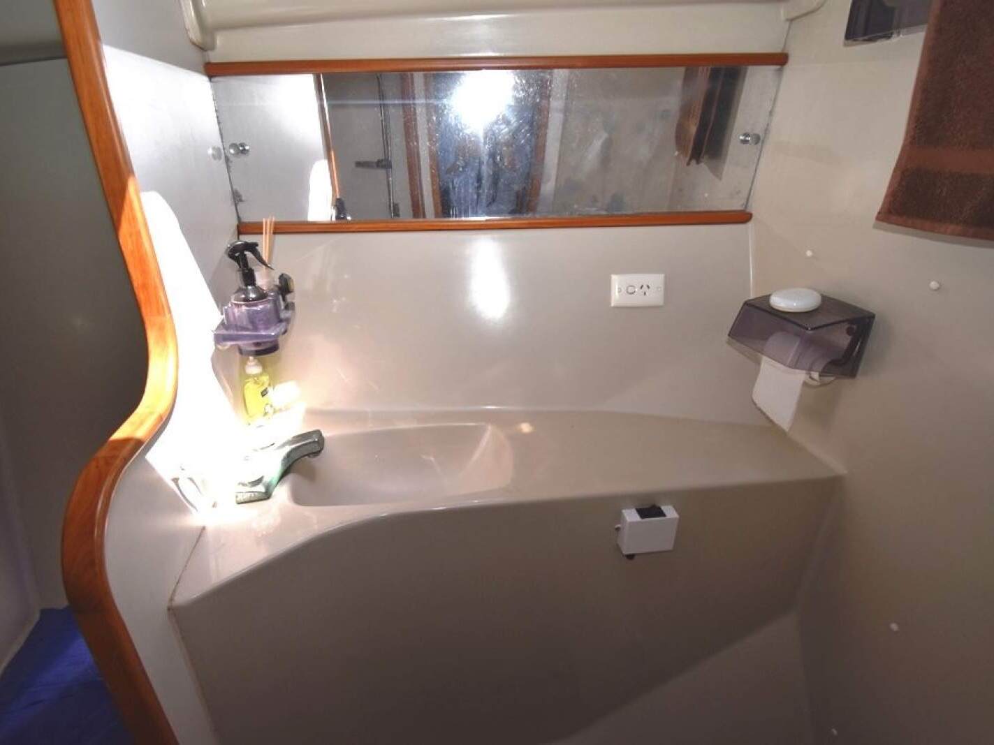 Riviera 35 Flybridge 0 12