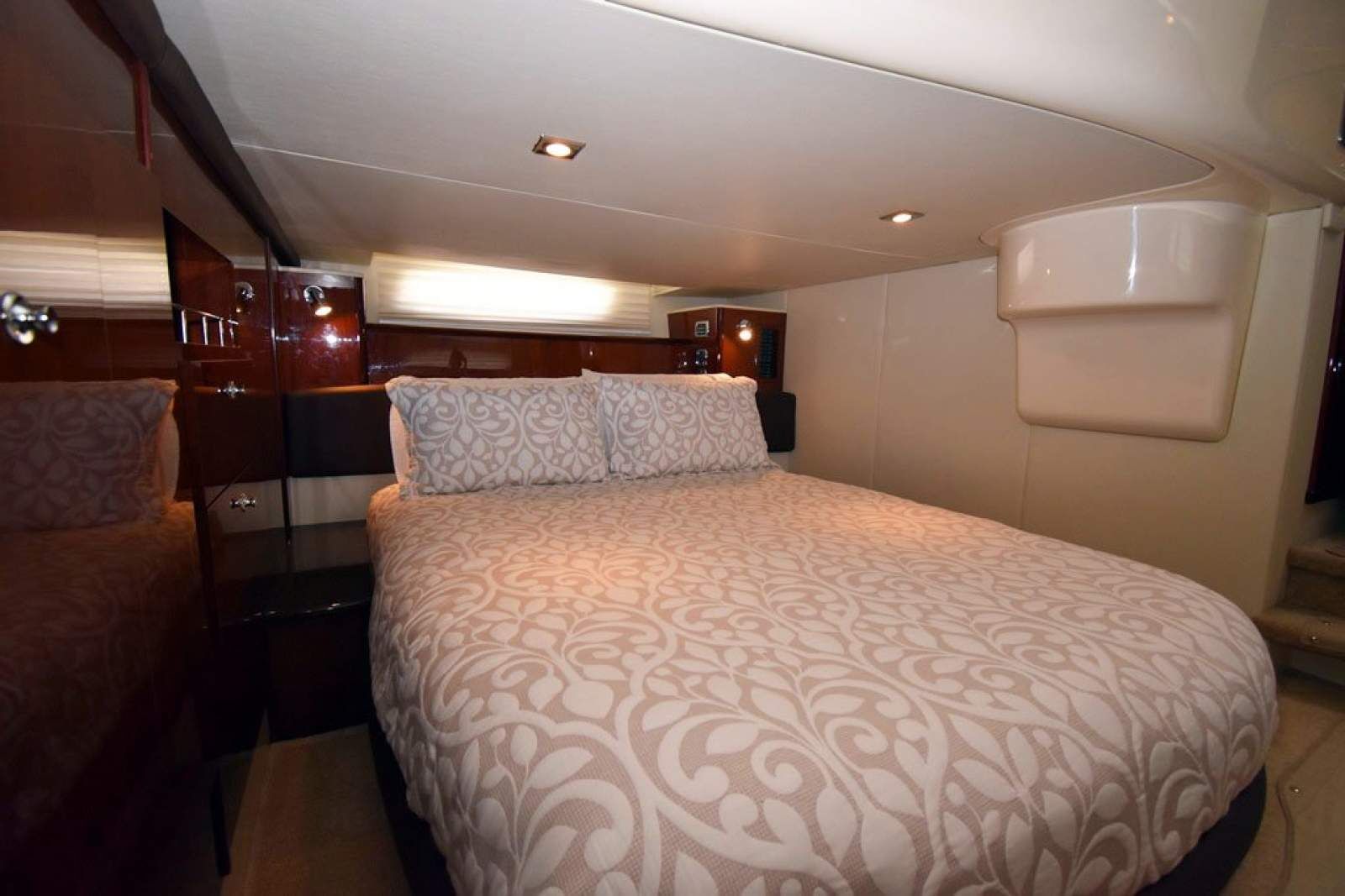 Meridian 441 Flybridge 0 11