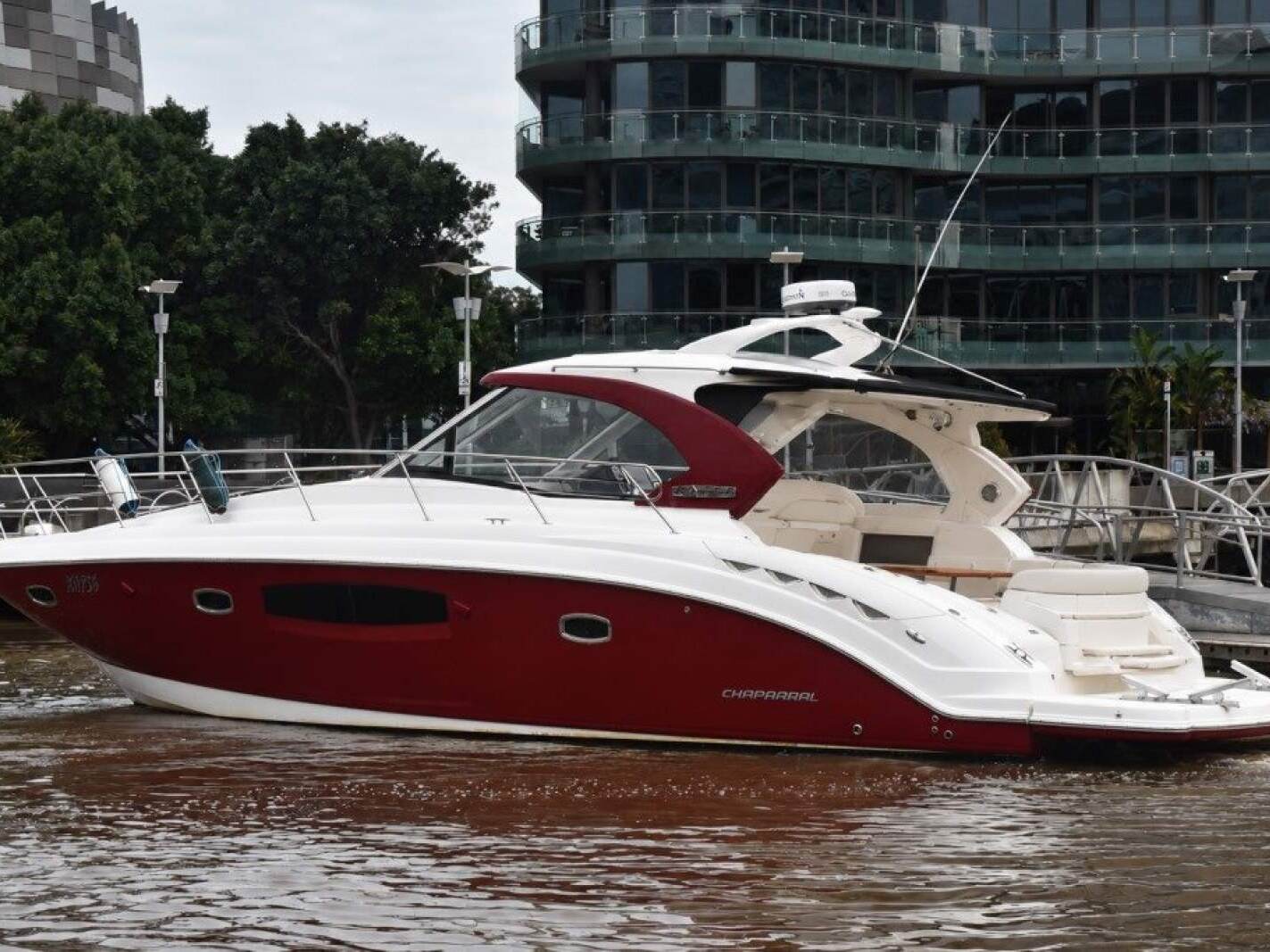 Chaparral 420 Premiere Sports Yacht 0 02