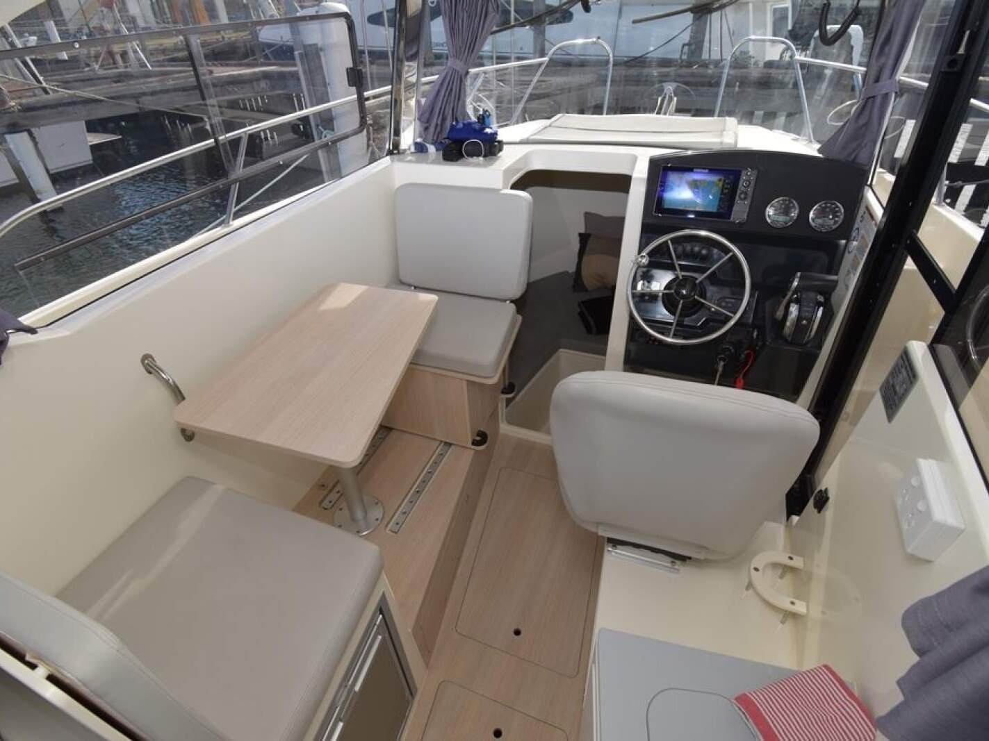 Arvor 805 Sportsfish 0 05