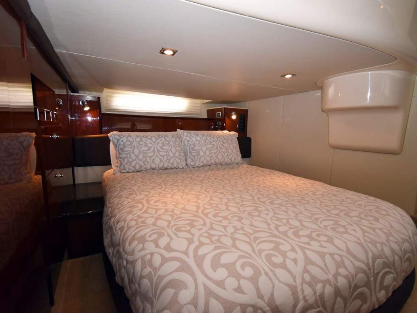 Meridian 441 Flybridge 0 11