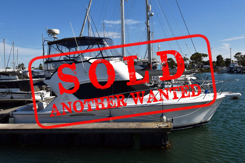 Riviera 3350 Flybridge 0 00