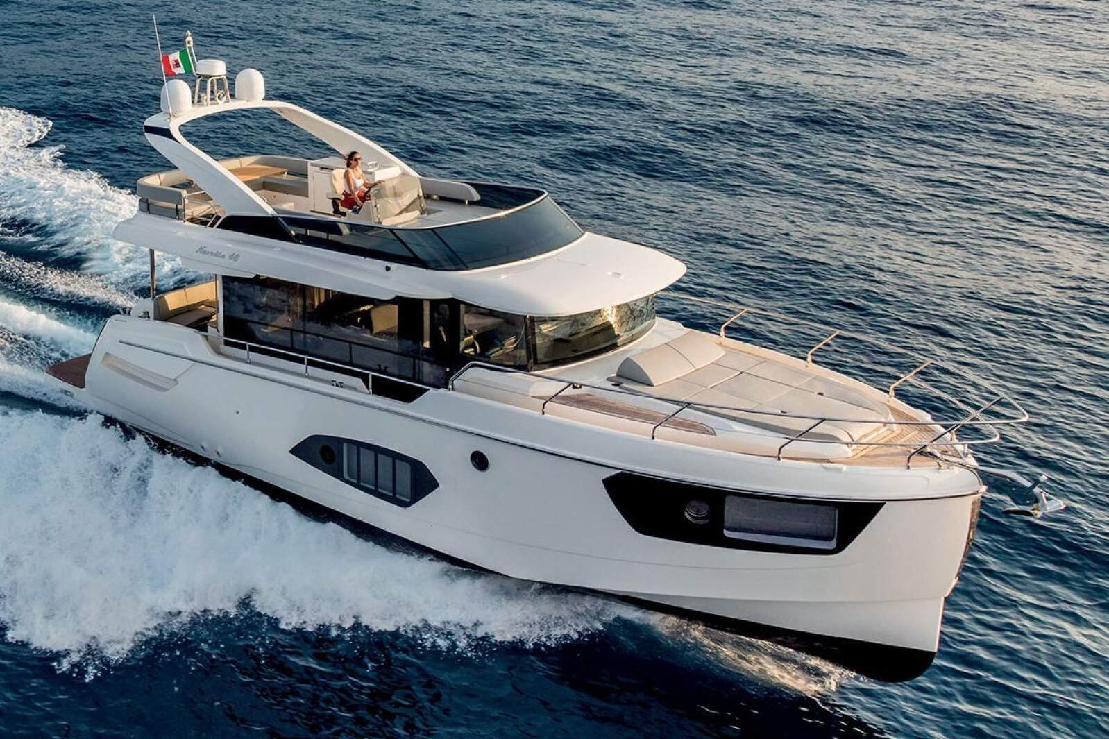 Absolute Navetta 48 0 00