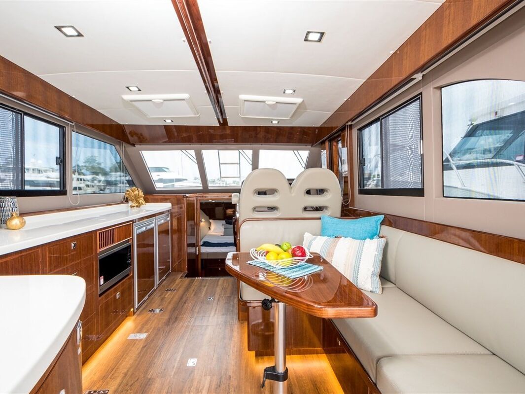 Island Gypsy Newport 460 0 04