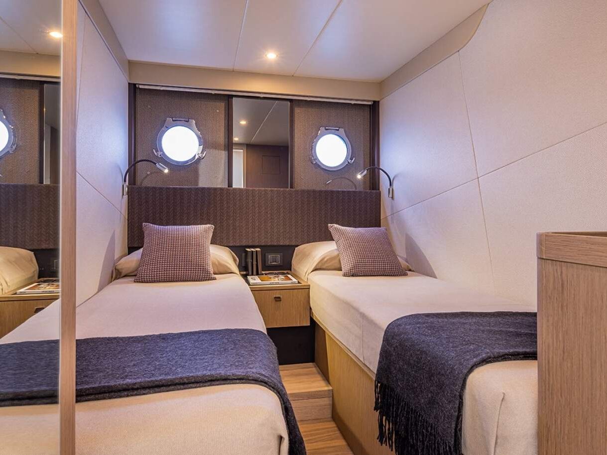 Absolute 56 Fly 0 17