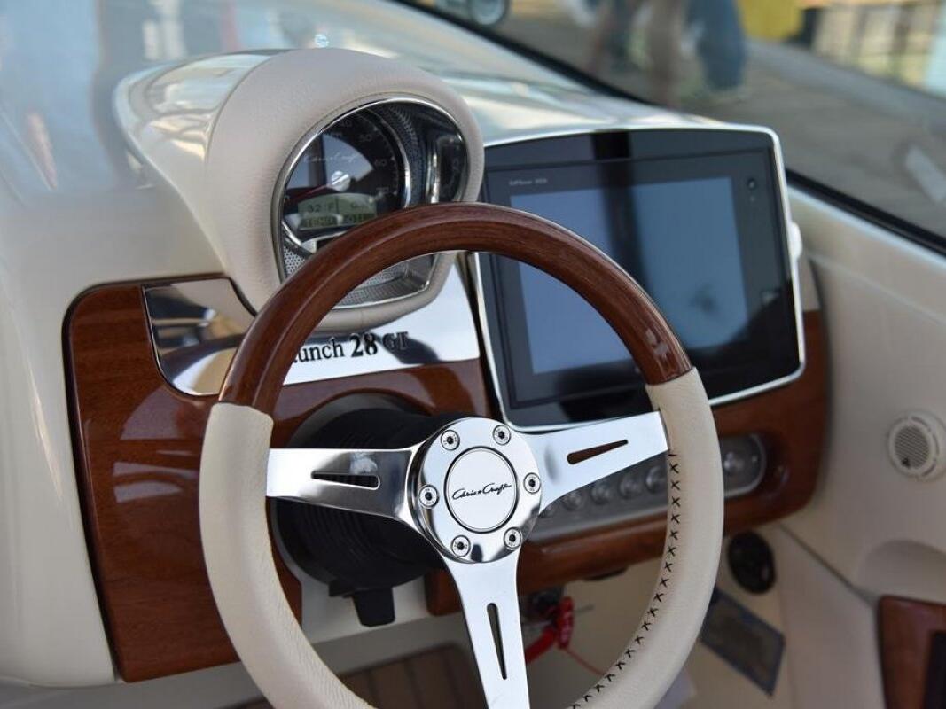 Chris Craft Launch 28GT 0 01