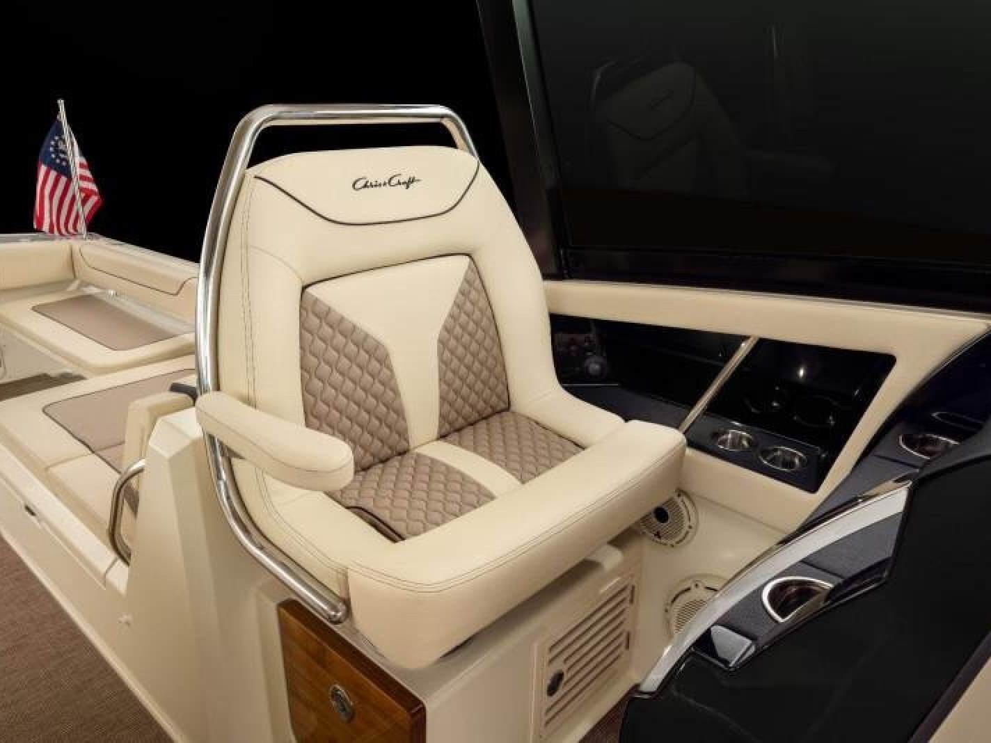 Chris Craft Calypso 32 0 07