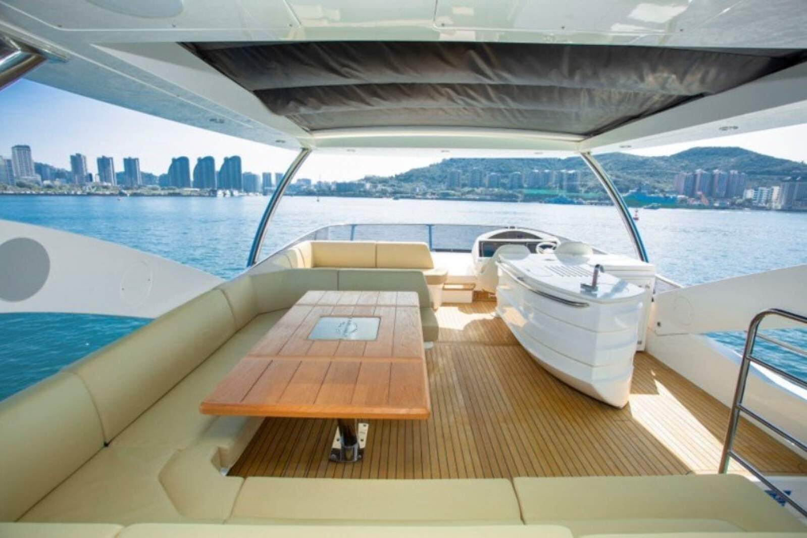 Sunseeker Manhattan 75 0 13