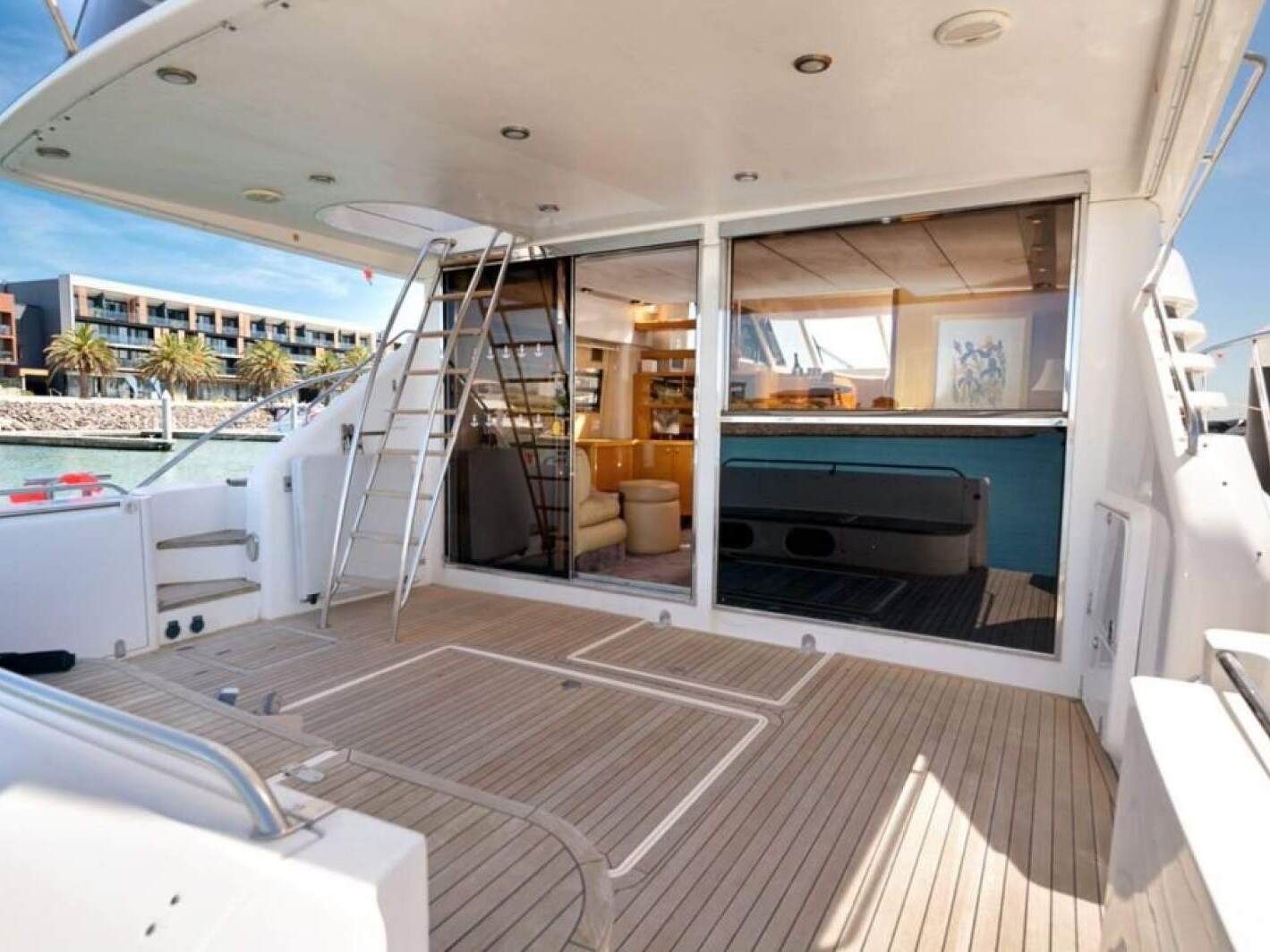 Fairline Squadron 65 0 17