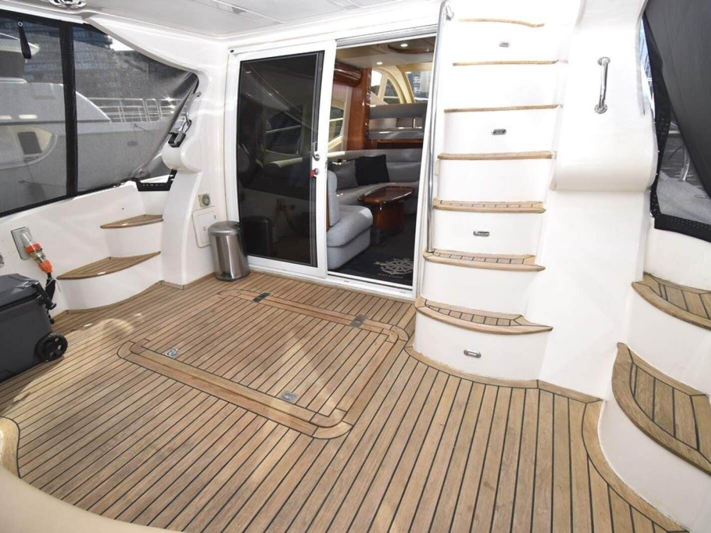 Majesty Yachts 50 0 23