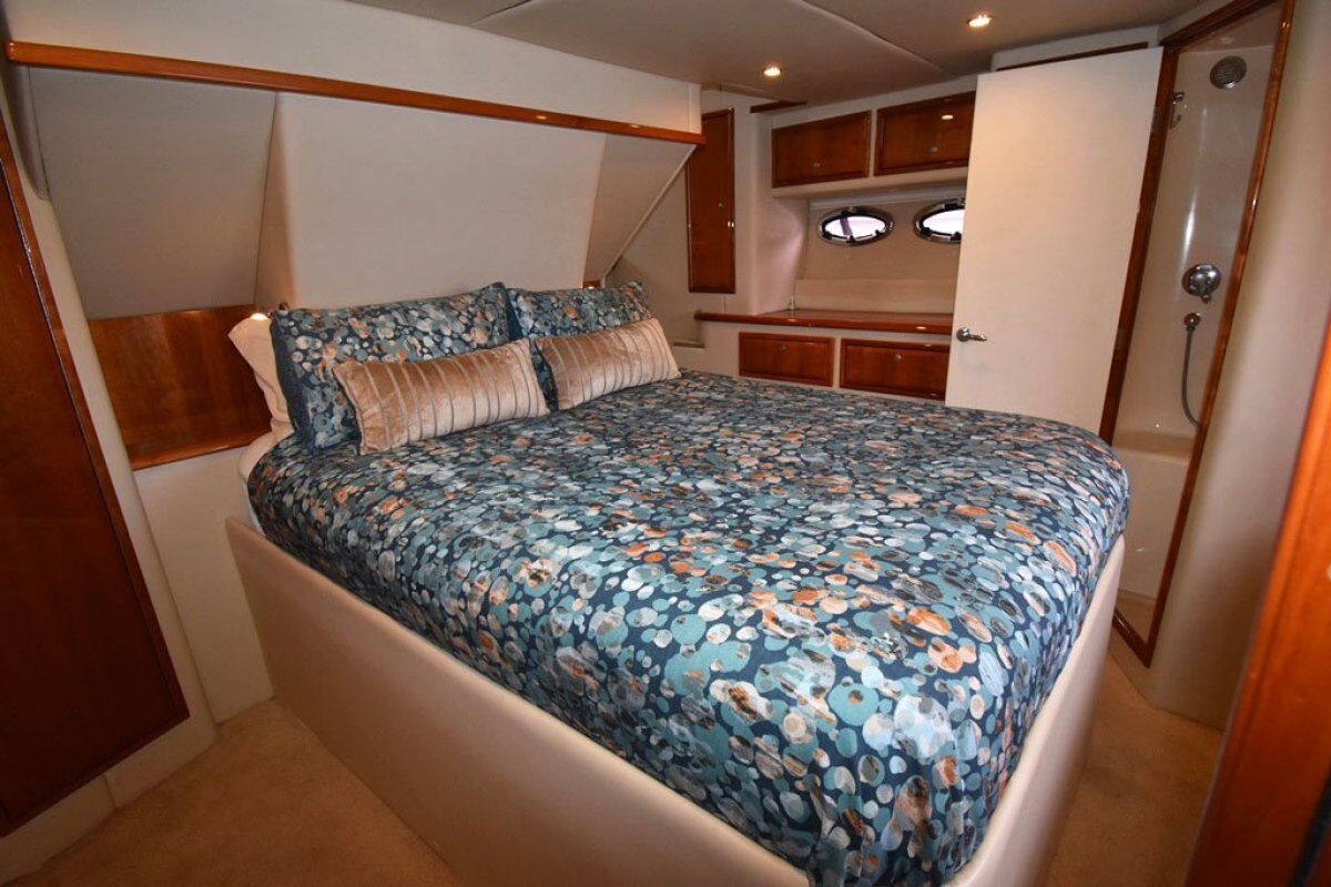 Kingfisher 56 Royale 0 08