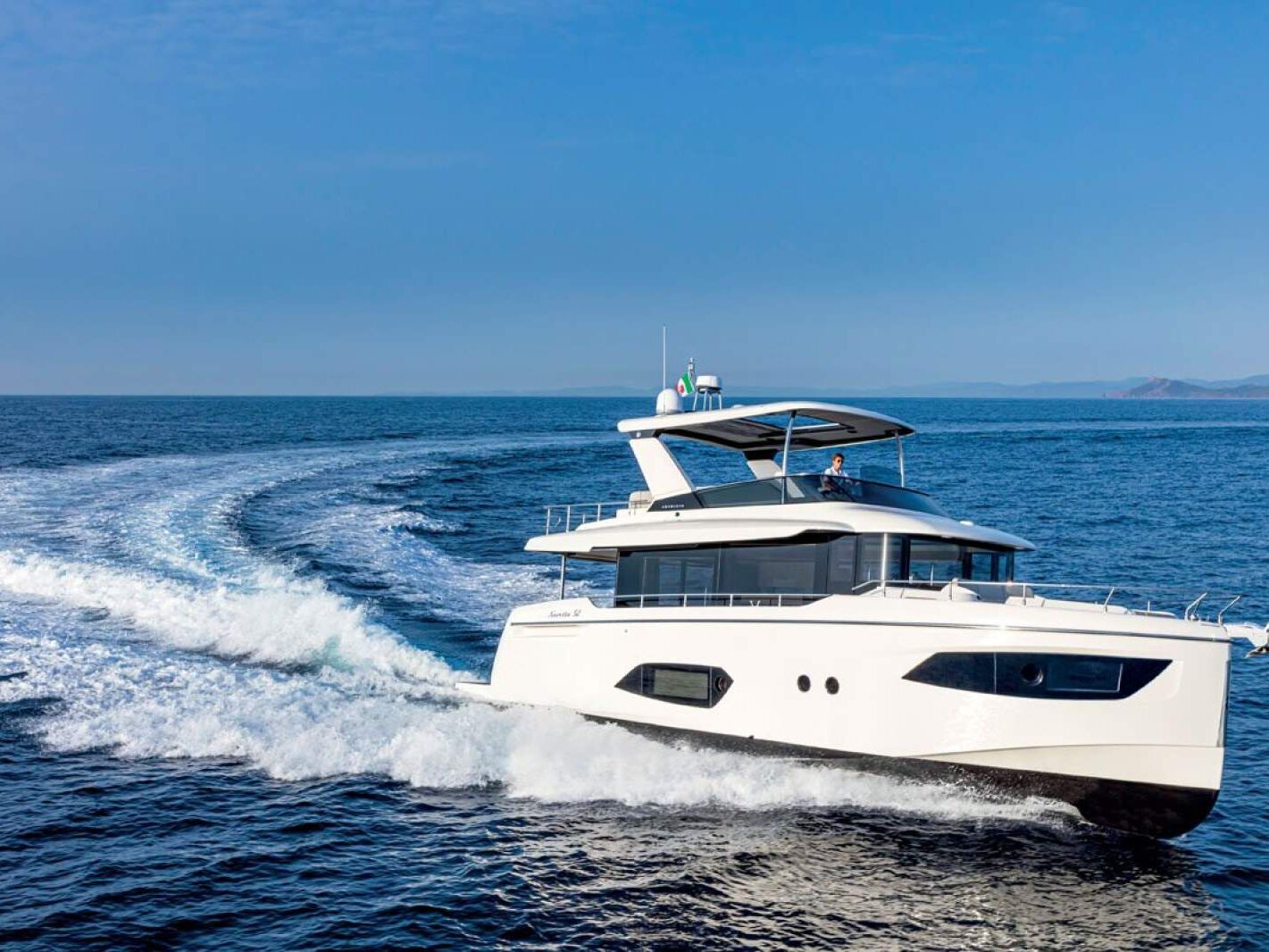 Absolute Navetta 52 0 03