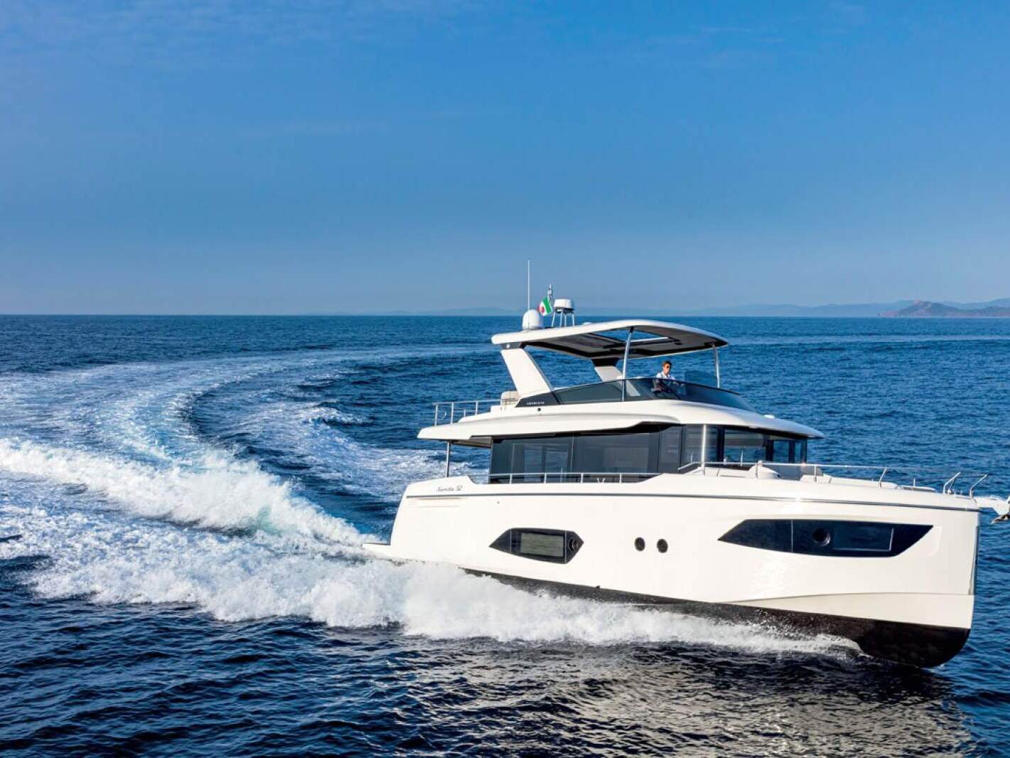 Absolute Navetta 52 0 03