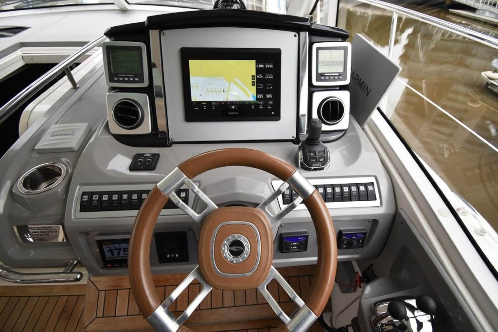 Chaparral 420 Premiere Sports Yacht 0 18