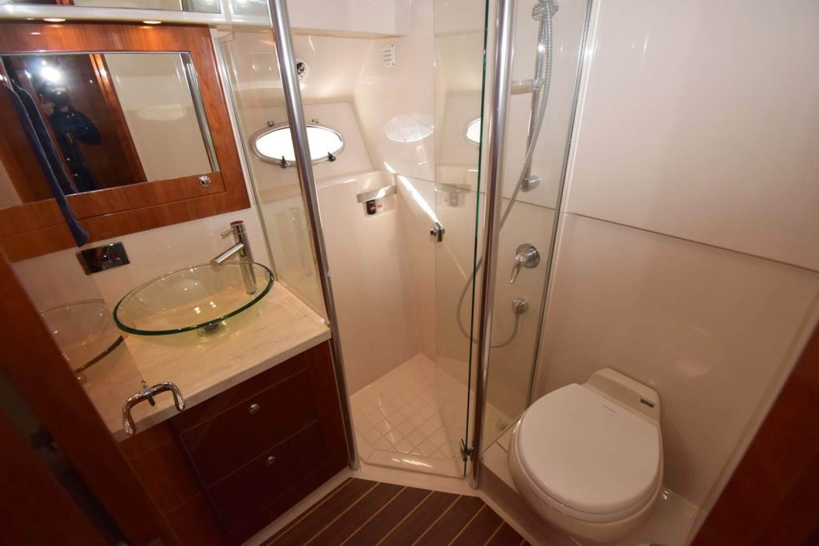 Riviera 5000 Sport Yacht 0 13