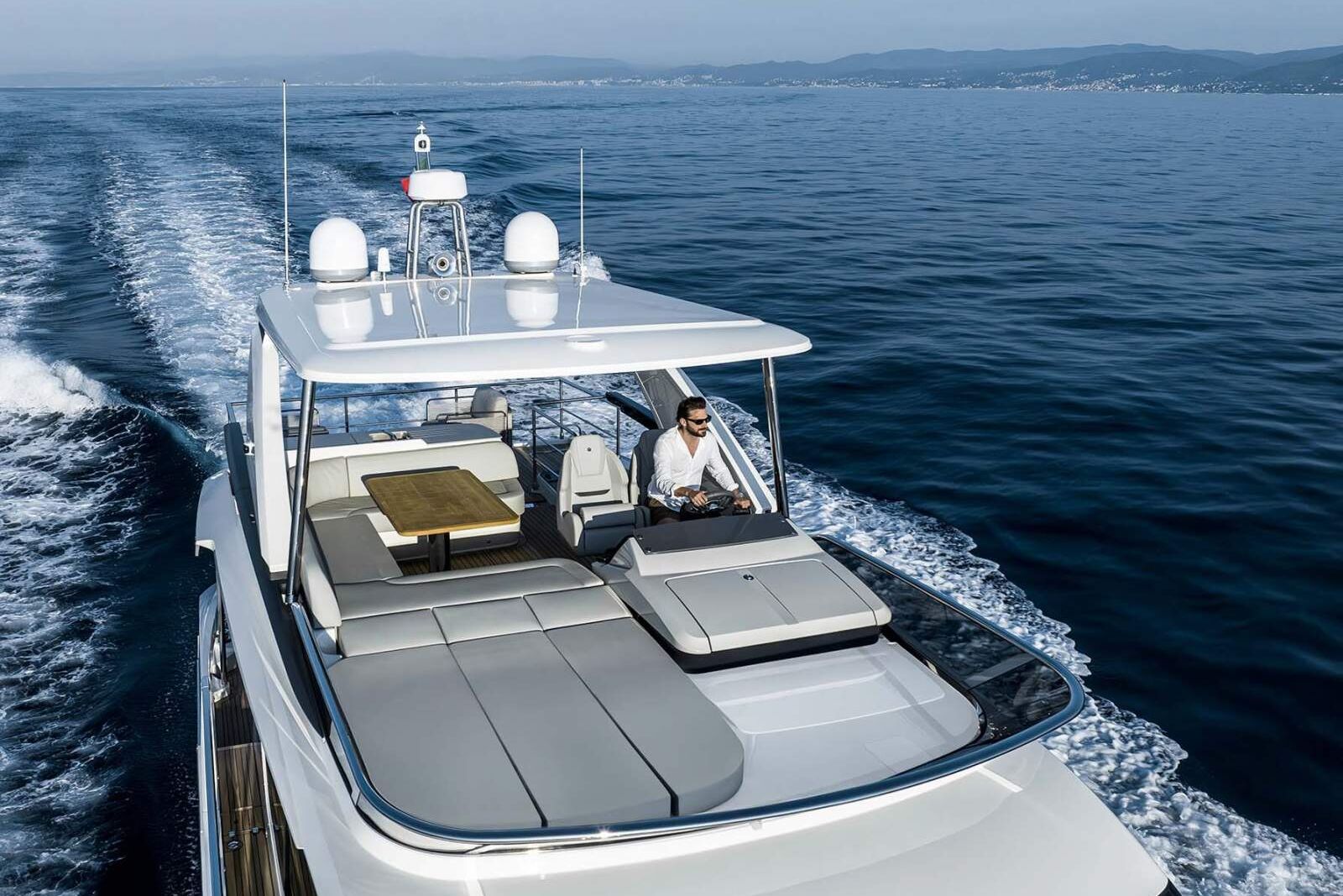 Absolute 52 Fly 0 03