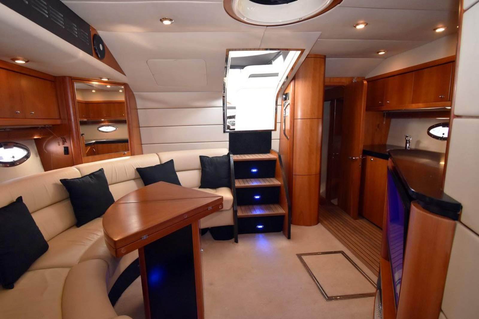 Sunseeker Portofino 47 0 04