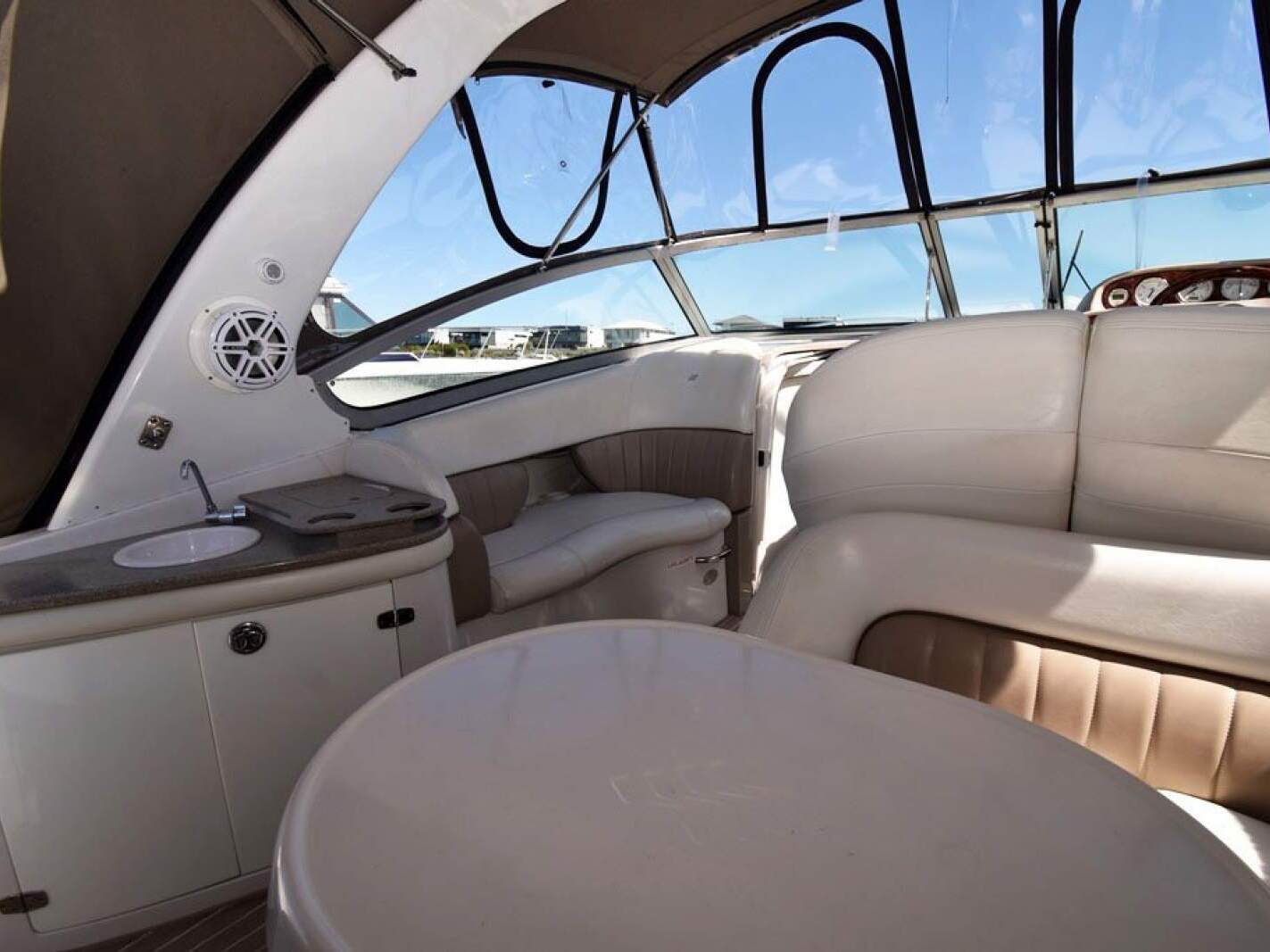 Four Winns Vista 288 0 09