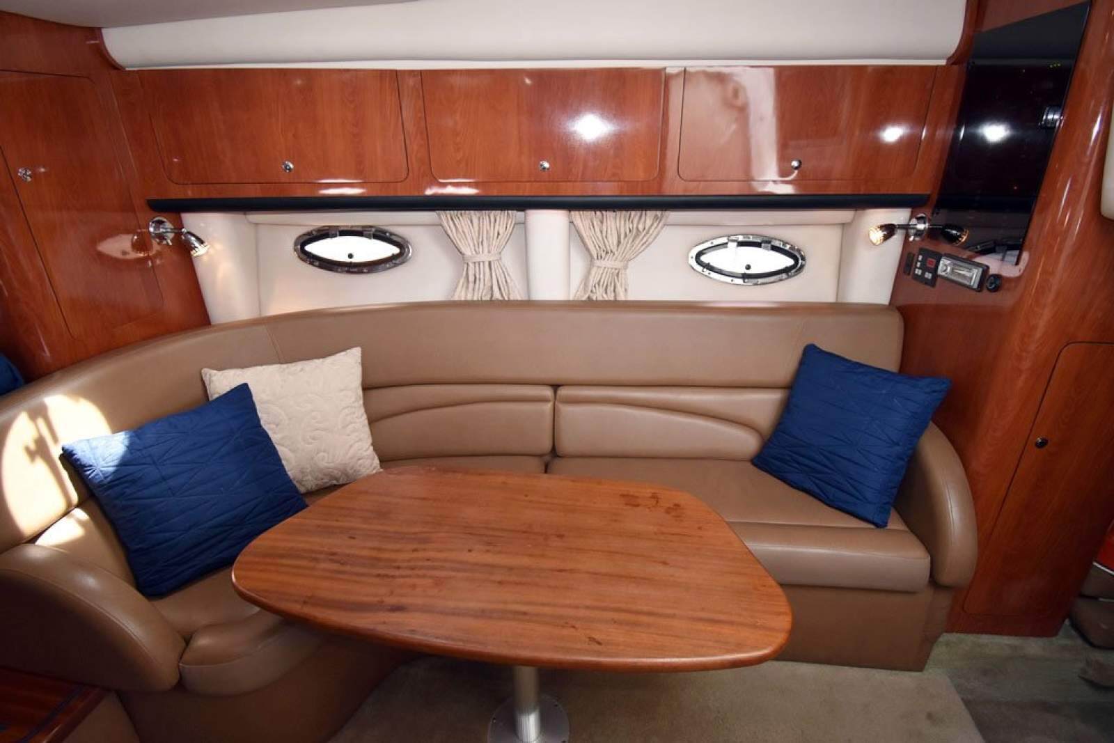 Crownline 340 CR 2007 03