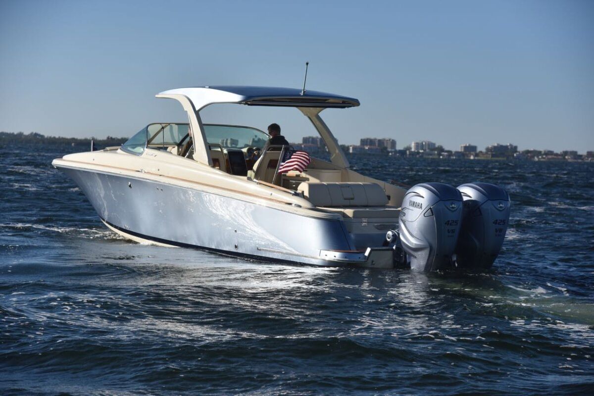 Chris Craft Launch 35 GT 2022 14