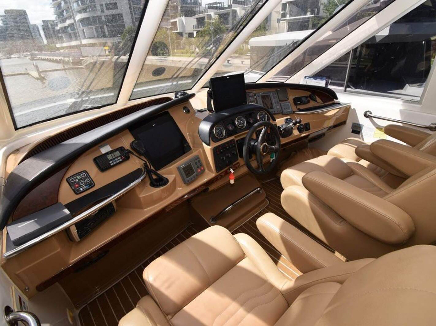 Carver 564 Motor Yacht 2003 31
