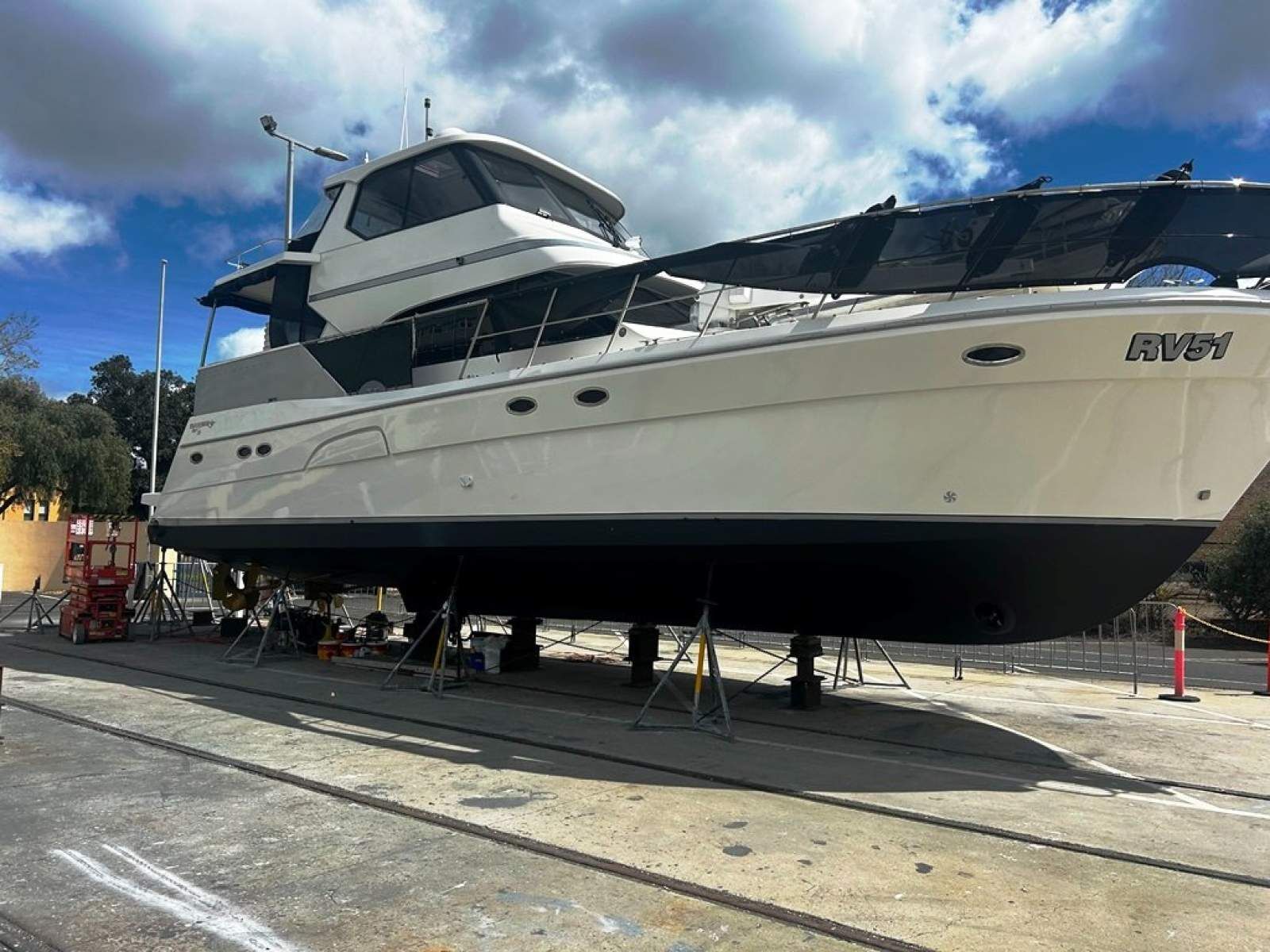 Kingfisher 56 Royale 2005 28