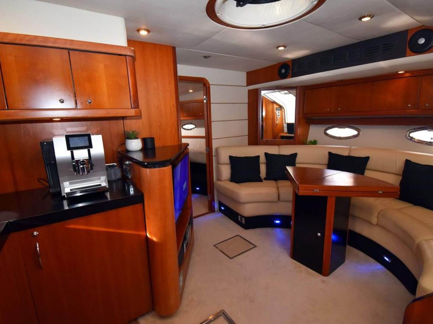 Sunseeker Portofino 47 0 02