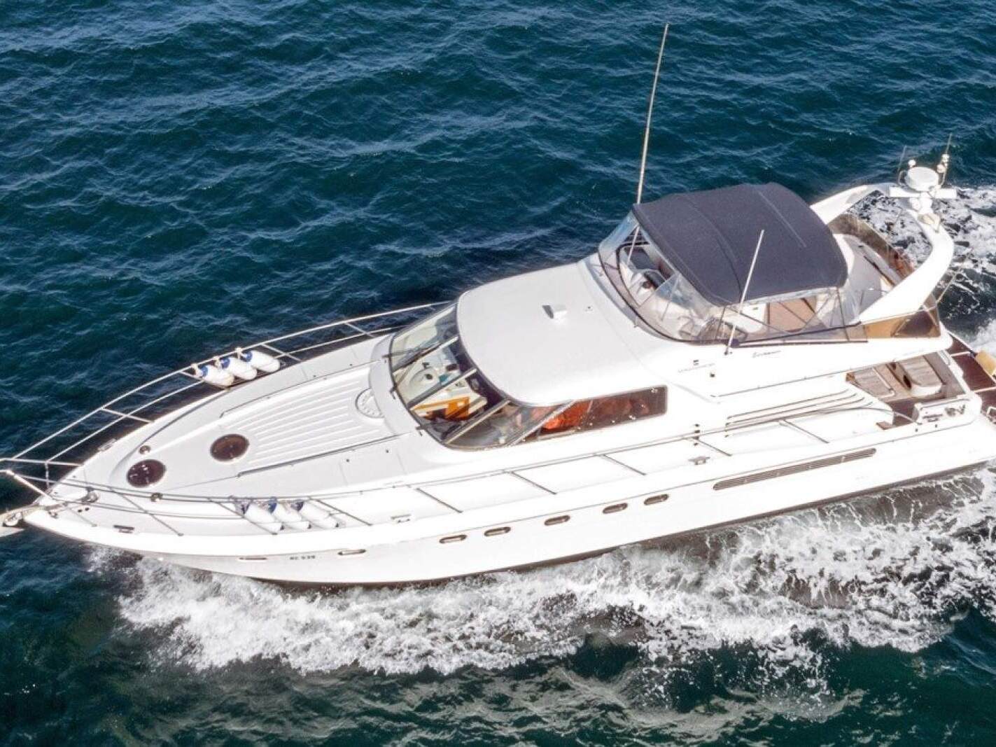 Fairline Squadron 65 0 01