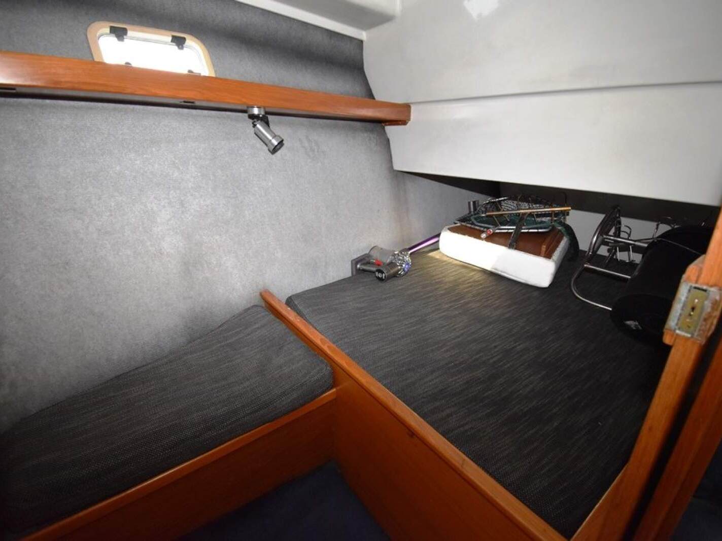 Riviera 35 Flybridge 1988 24