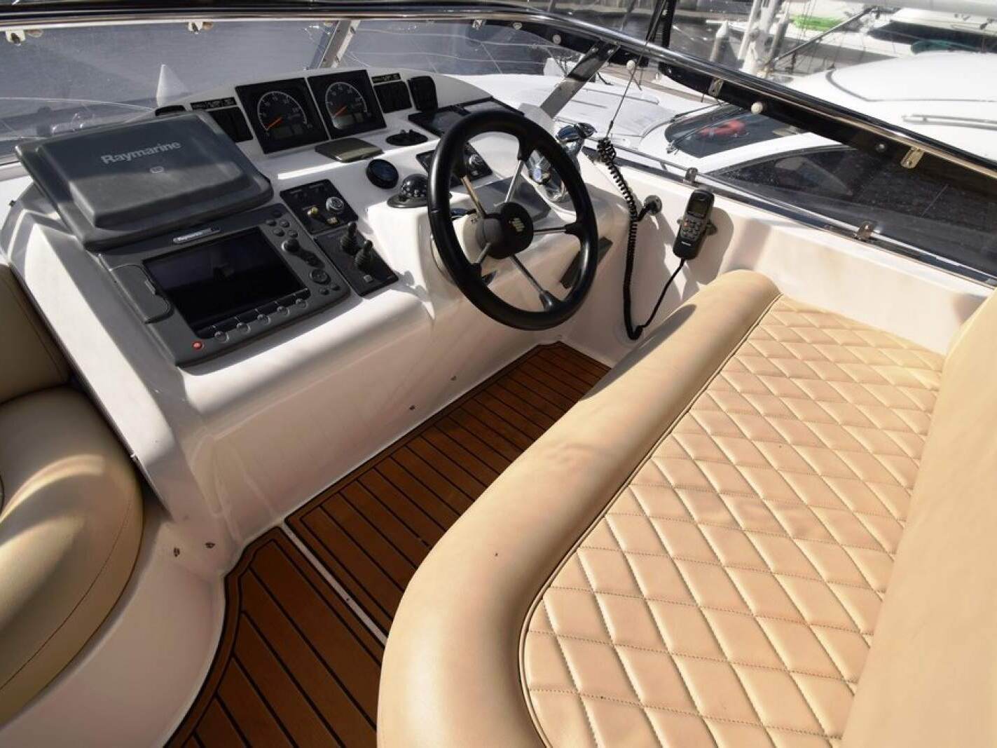 Majesty Yachts 50 0 18