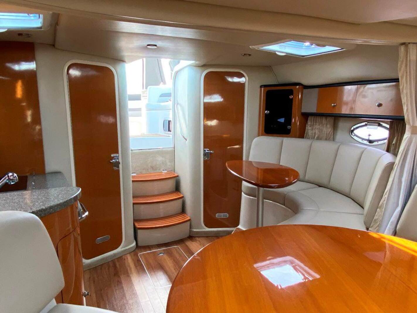 Chaparral 350 Signature 0 06