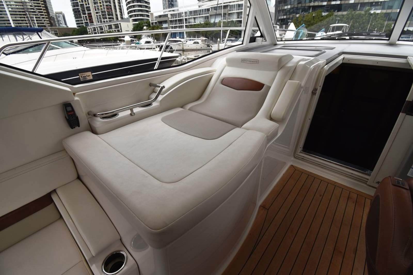 Chaparral 420 Premiere Sports Yacht 0 19