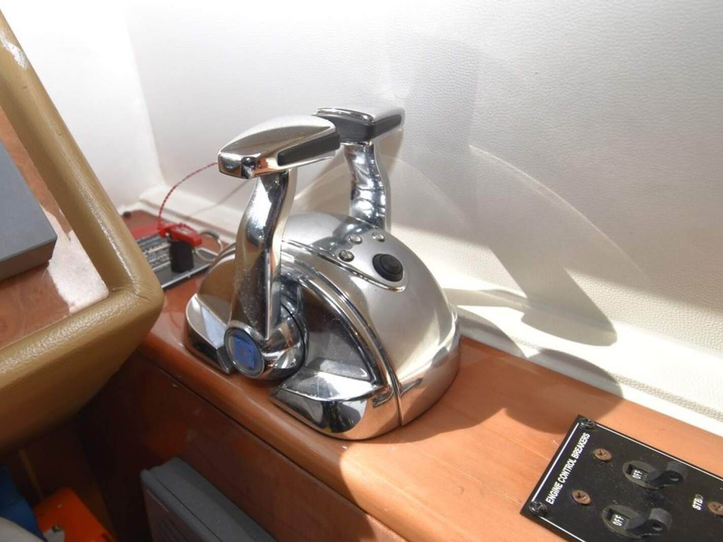Majesty Yachts 50 0 16