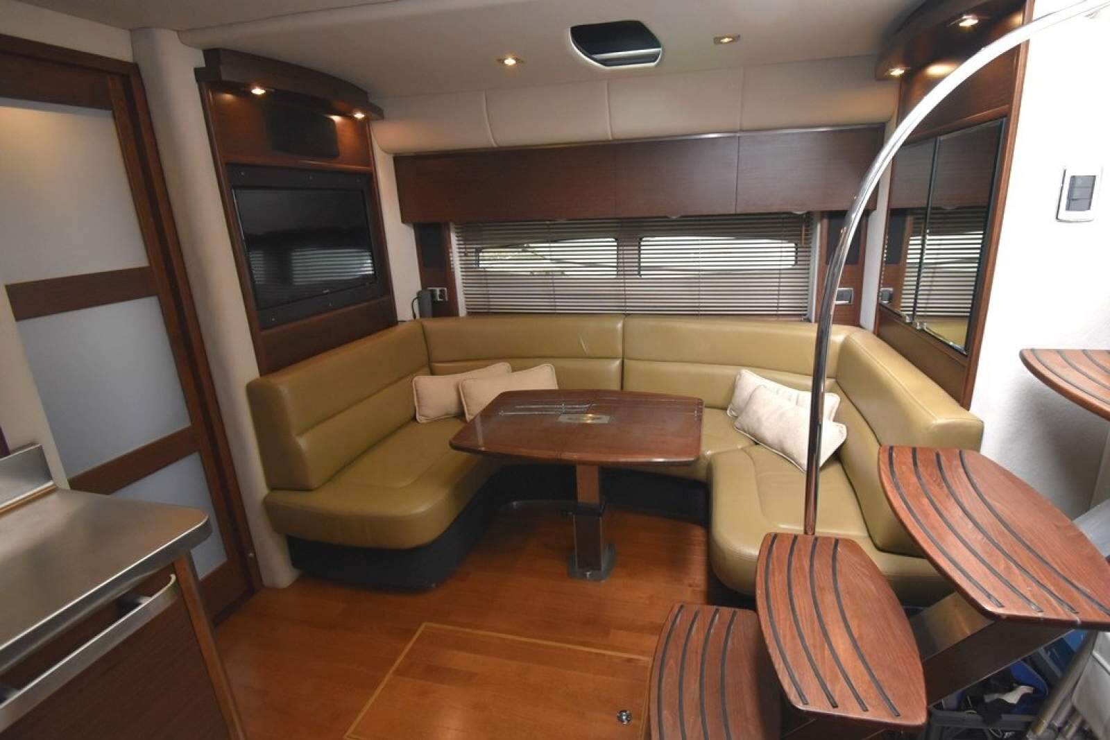 Chaparral 420 Premiere Sports Yacht 0 07
