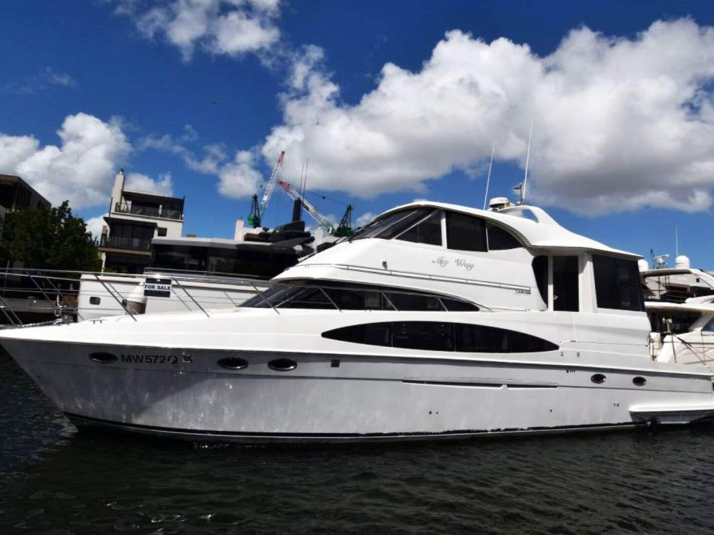 Carver 564 Motor Yacht 2003 29