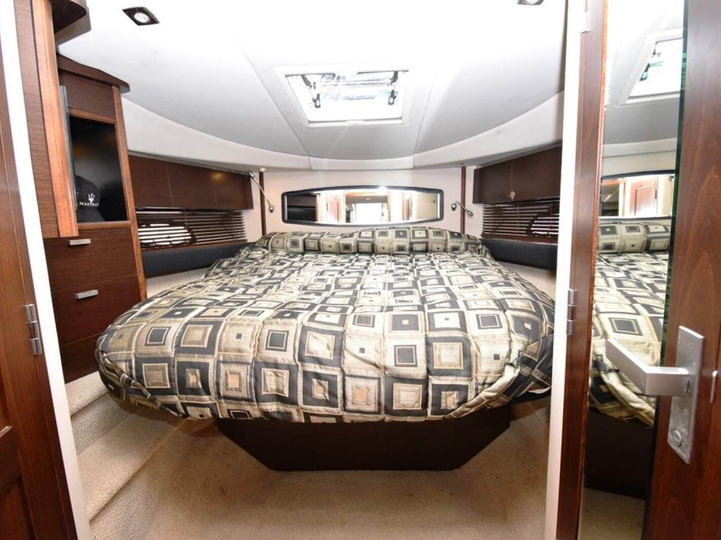 Chaparral 420 Premiere Sports Yacht 0 08