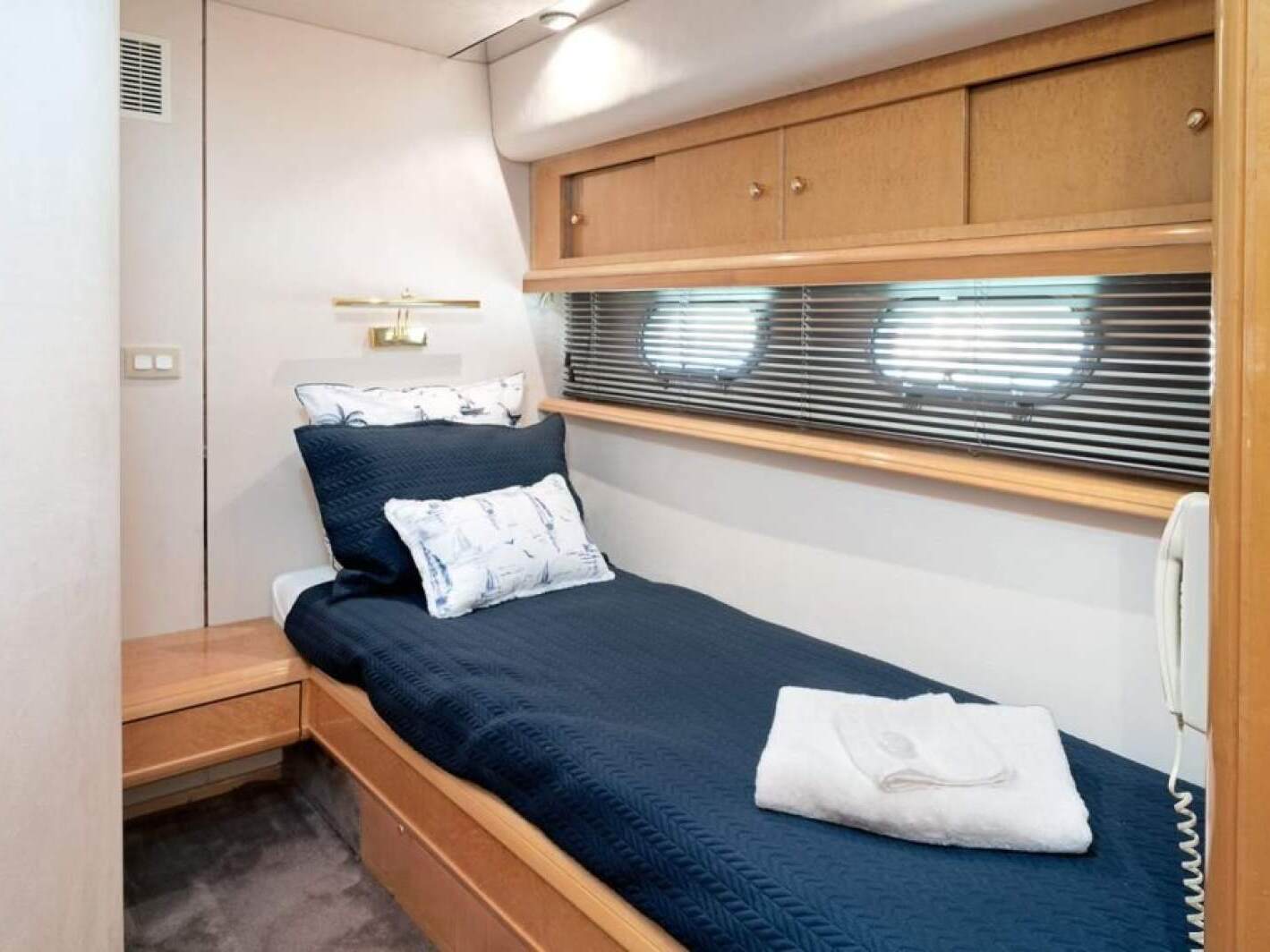 Fairline Squadron 65 0 12