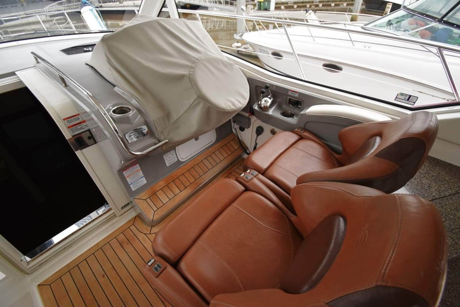 Chaparral 420 Premiere Sports Yacht 0 21