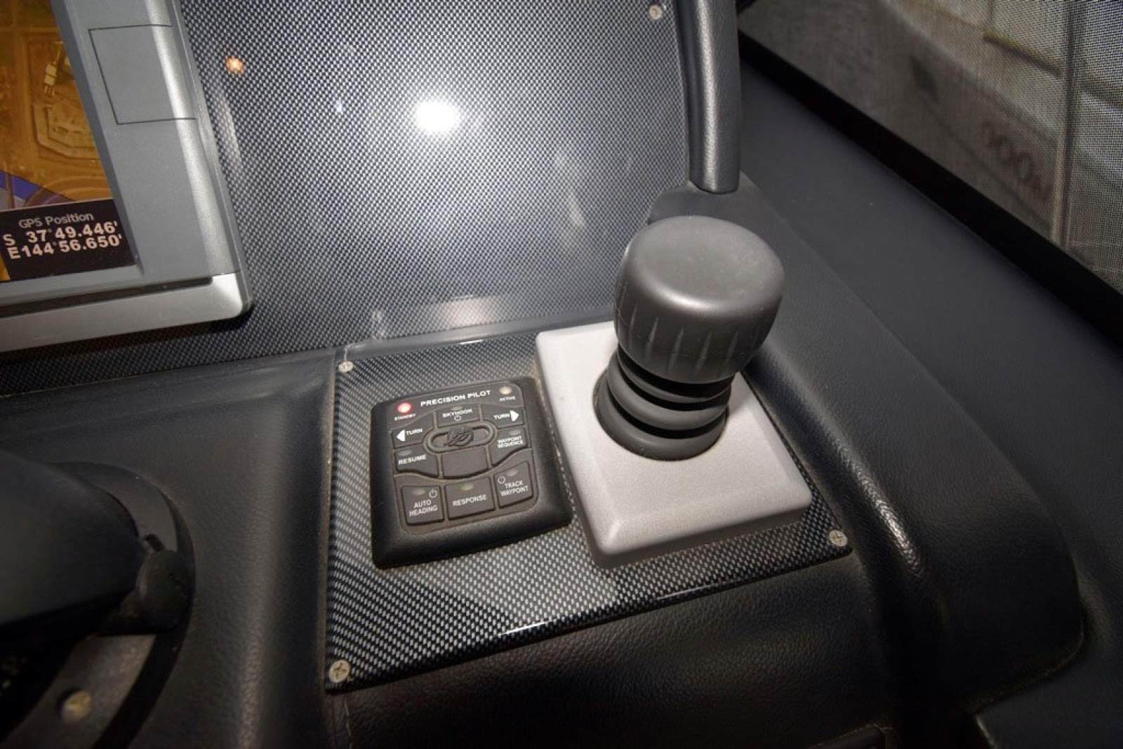 Riviera 5000 Sport Yacht 0 19