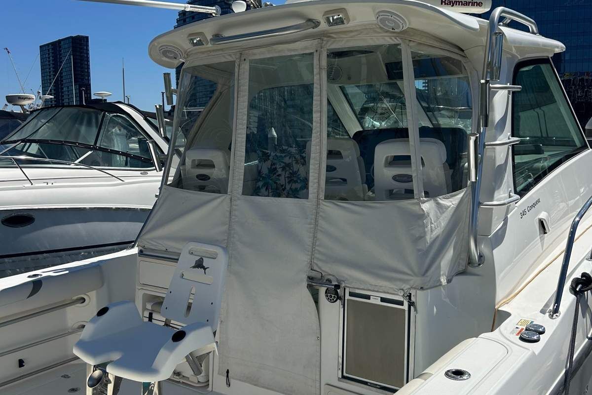 Boston Whaler 345 Conquest 2008 20