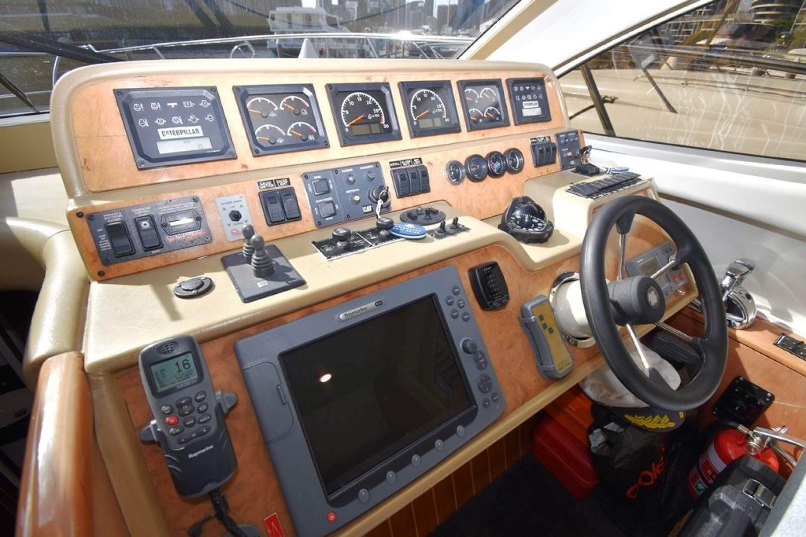 Majesty Yachts 50 0 08