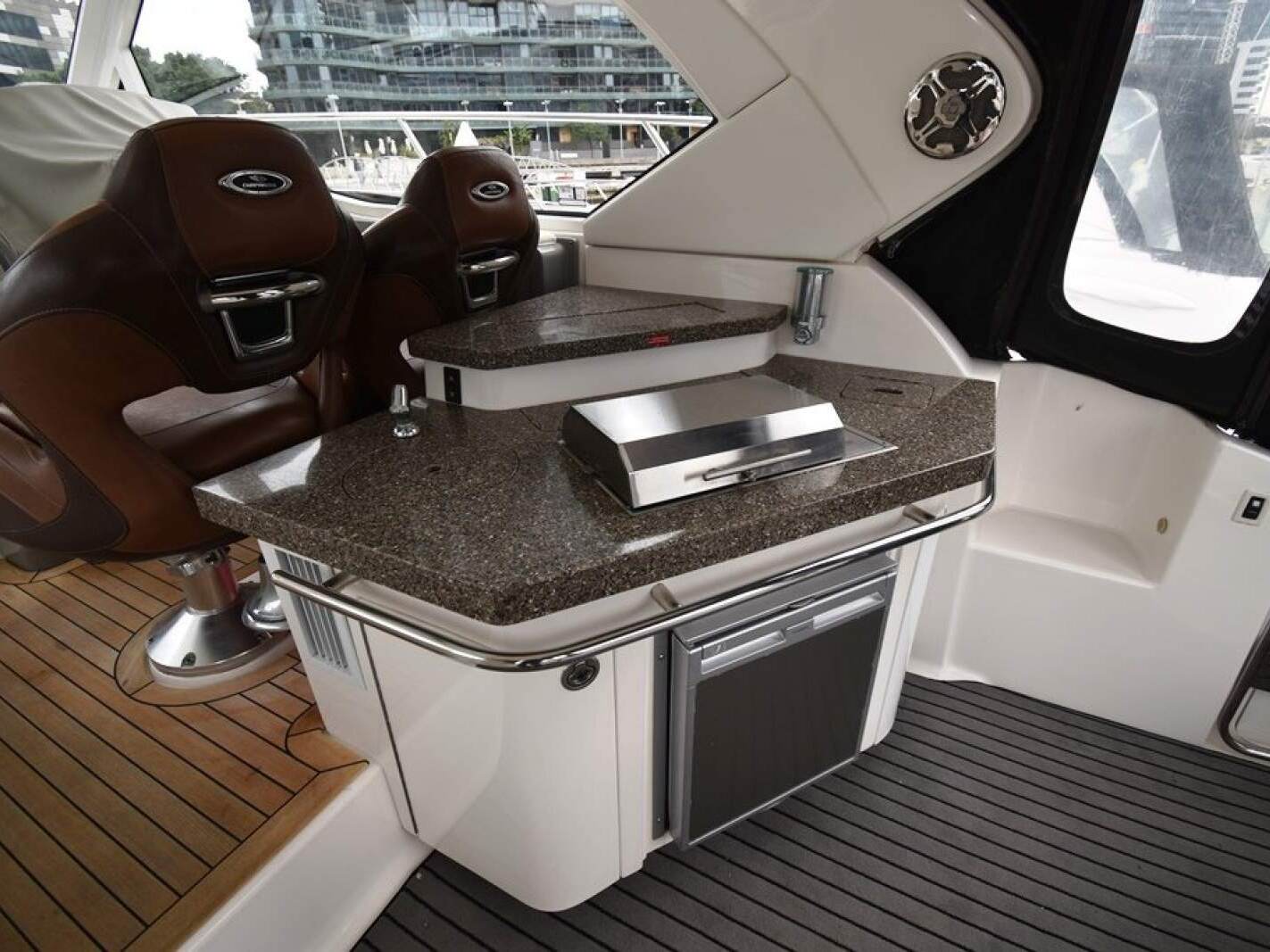 Chaparral 420 Premiere Sports Yacht 0 16